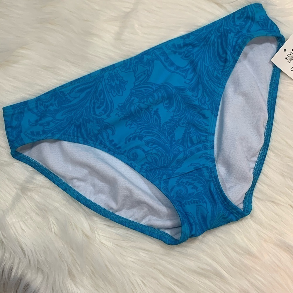 NWT Lauren Ralph Lauren Blue Paisley Bottom